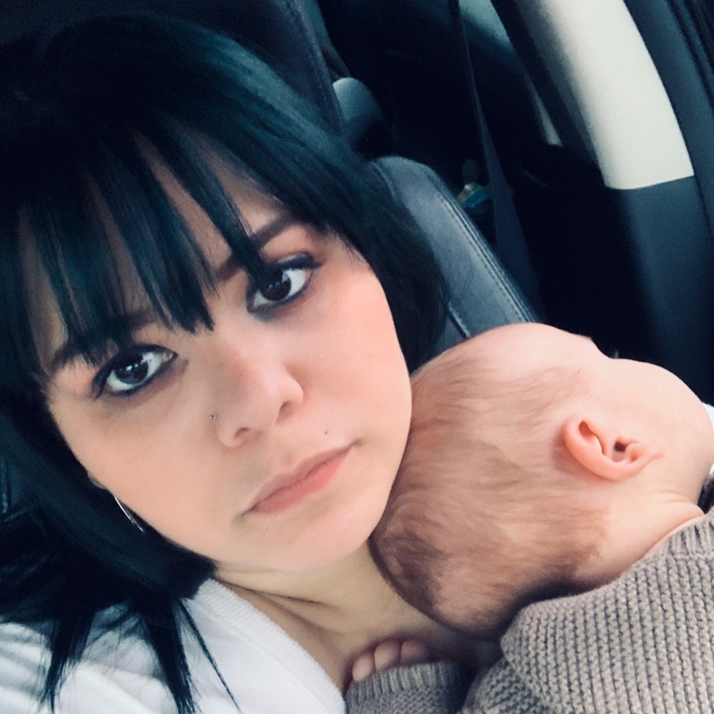 Meet your Posher, Danielle